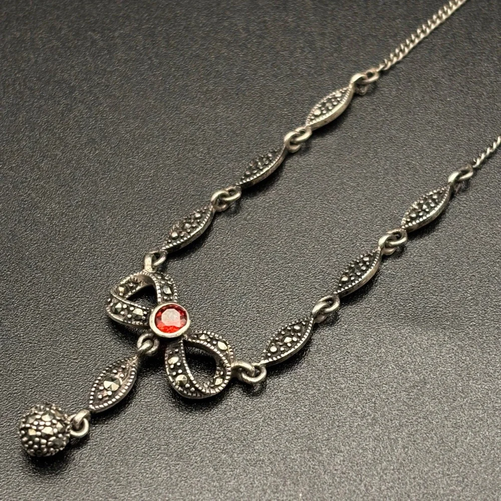 Vintage Sterling Silver Marcasite Bow Necklace With Garnet 18 Inch